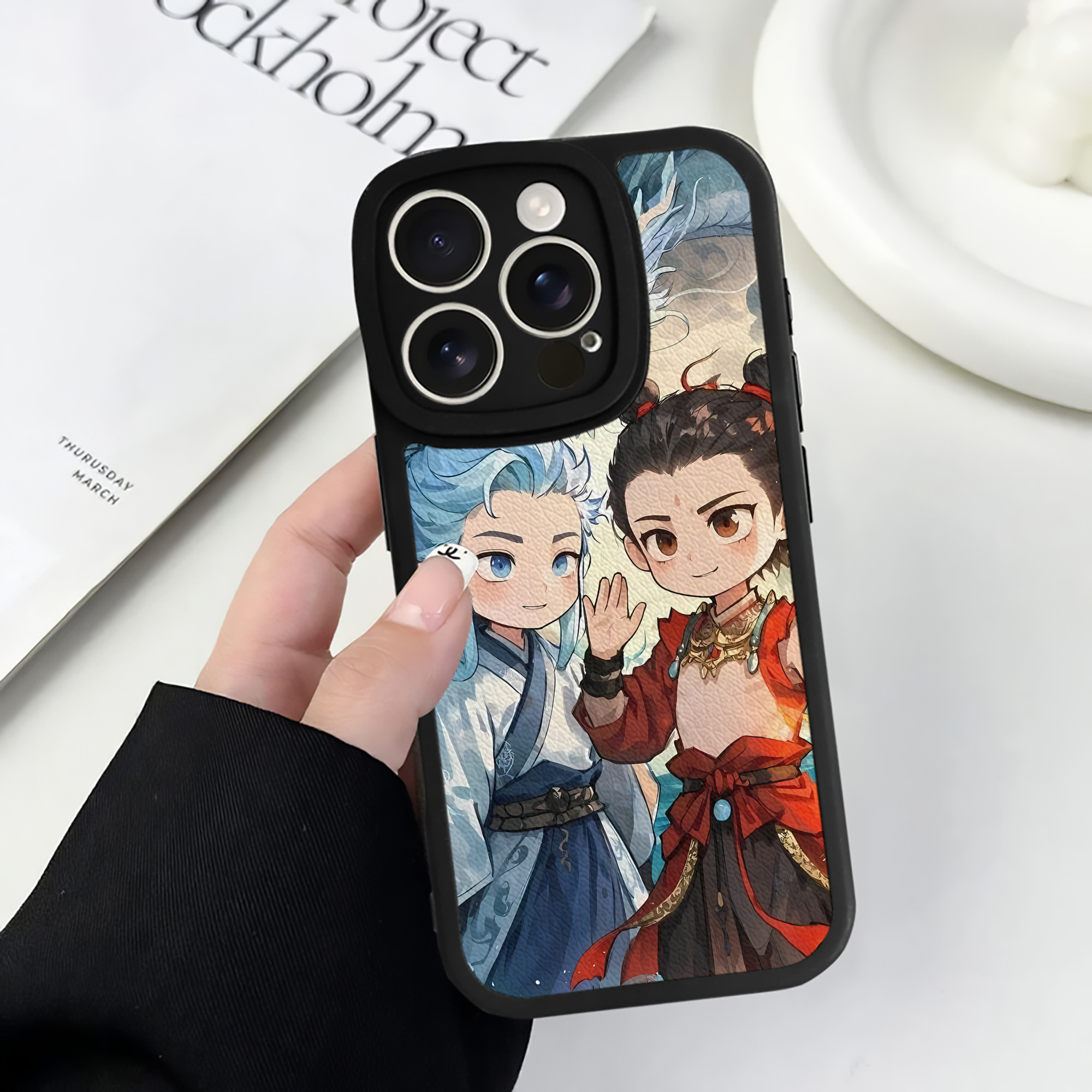 （画像用） Ne Zha 2 ナタ 魔童の大暴れ 【iPhone 16シリーズ対応】シリコンスマホケース（レザー調） 材質：シリコン